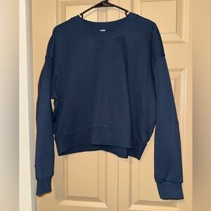 Lululemon Perfectly Oversized Crop Crew in True Navy (W3EBES)